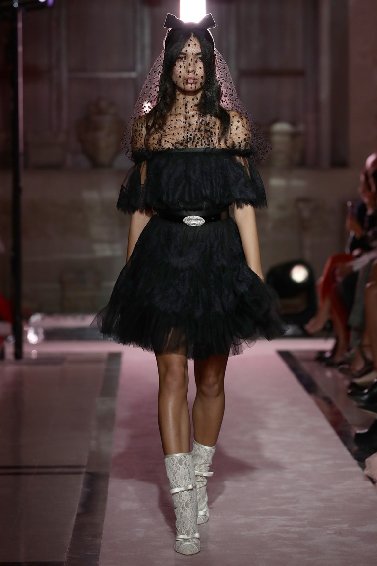 Показ Giambattista Valli Loves H&M